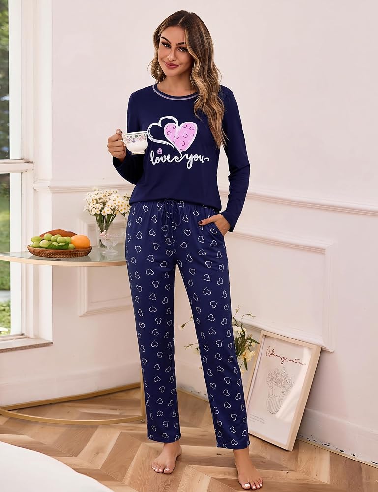 amazon-pigiama-donna-772lil-1.jpg Aseniza Pigiama Donna Invernale Cotone Manica Lunga con Tasche Blu Navy S | Pigiama donna due pezzi, pantaloni lunghi, vita elastica, coulisse regolabile, stampa frontale, relax a casa : Amazon.it: Moda - immagine 1
