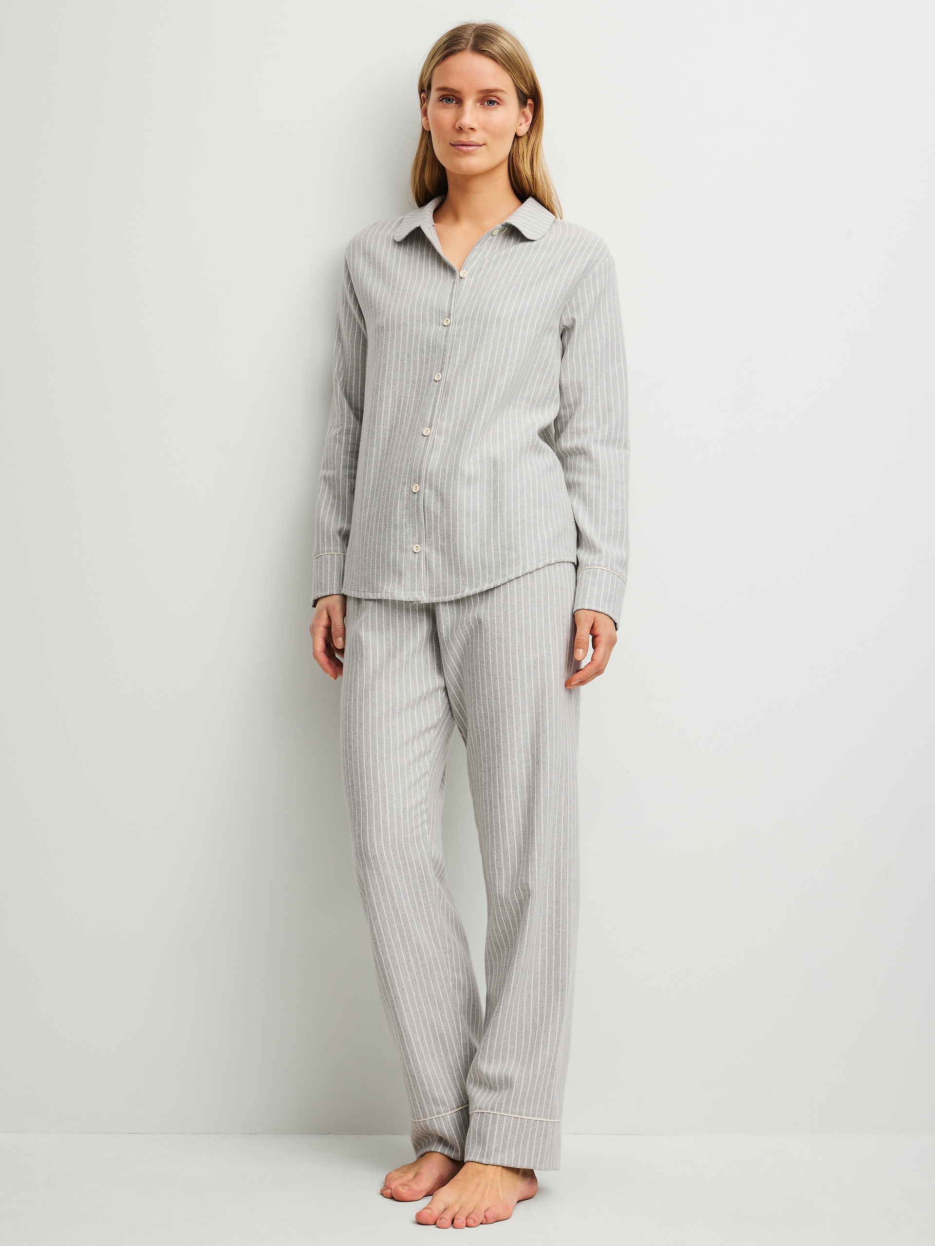 calida-pigiami-donna-587asy-1.jpg Pigiami da donna: Morbidi, comodi ed eleganti - immagine 1