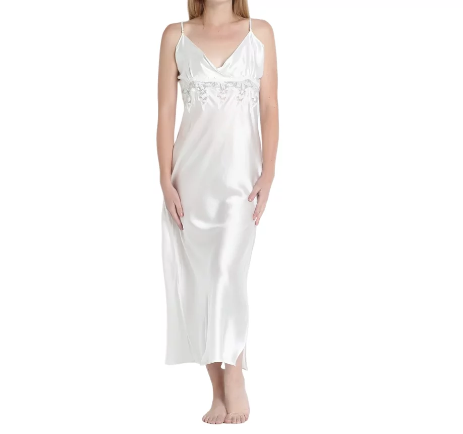 camicia-da-notte-seta-296qef.webp Camicia da notte donna lunga con pizzo in raso di seta avorio | Pellegrini Pigiami - immagine 1