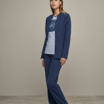 Pigiama Donna 3 Pezzi marca Noidinotte con Giacca e Maglia Serafino a mezza manica Blu solo Taglia XL