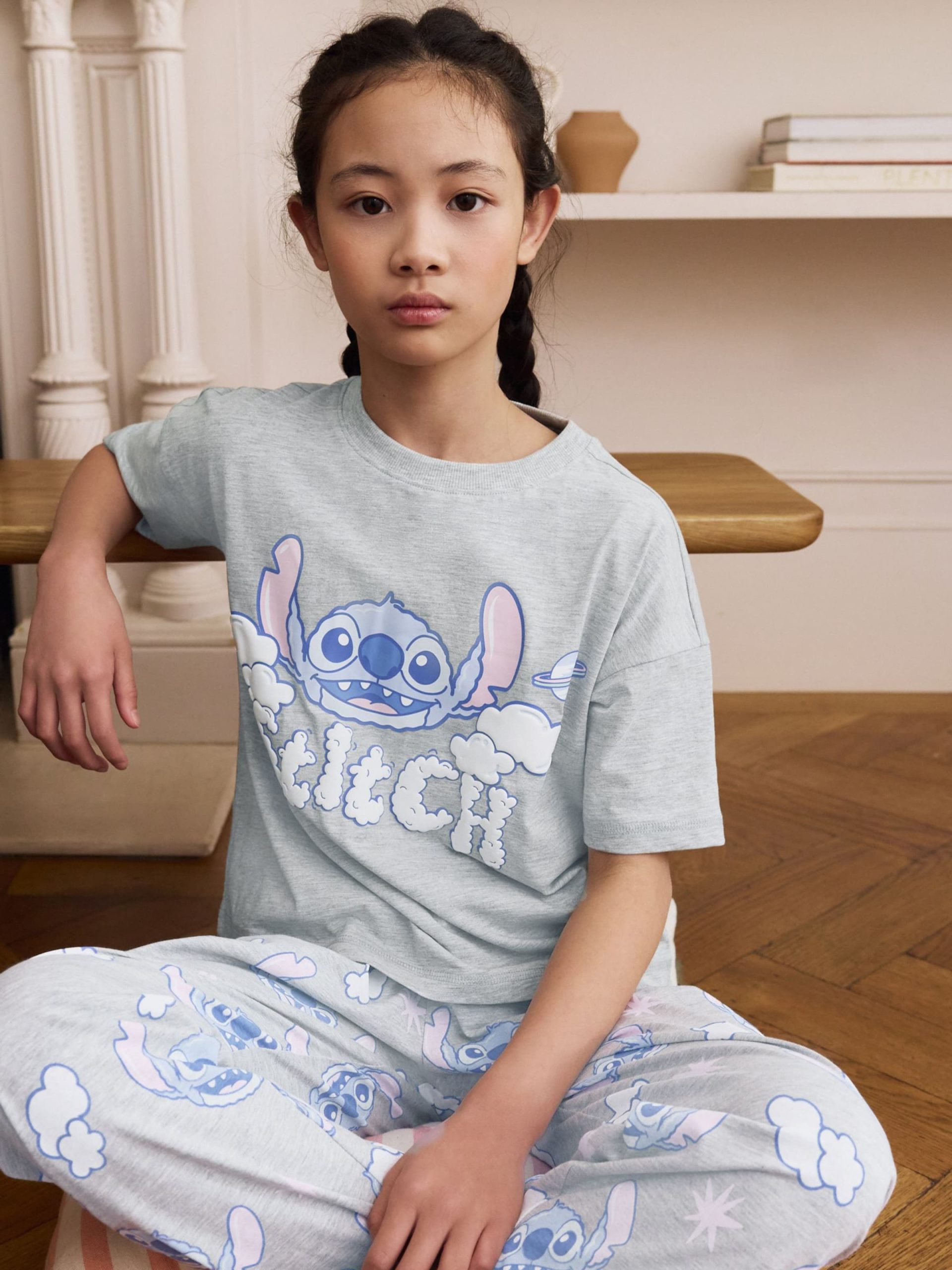 pigiama-di-stitch-743dqb-1.jpg Next Pigiama 'Disney Lilo and Stitch' in Grigio Chiaro | ABOUT YOU - immagine 1