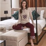 Pigiama donna in interlock con dettagli in flanella e ricamo a cuori Grigio medio, S