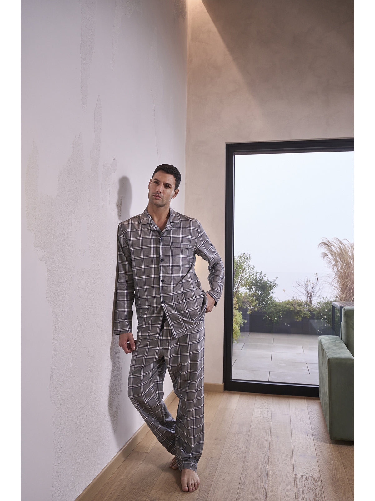 pigiama-flanella-uomo-622xxi-1.jpg Pigiama uomo in flanella scozzese con piping | Grigio Julipet - immagine 1