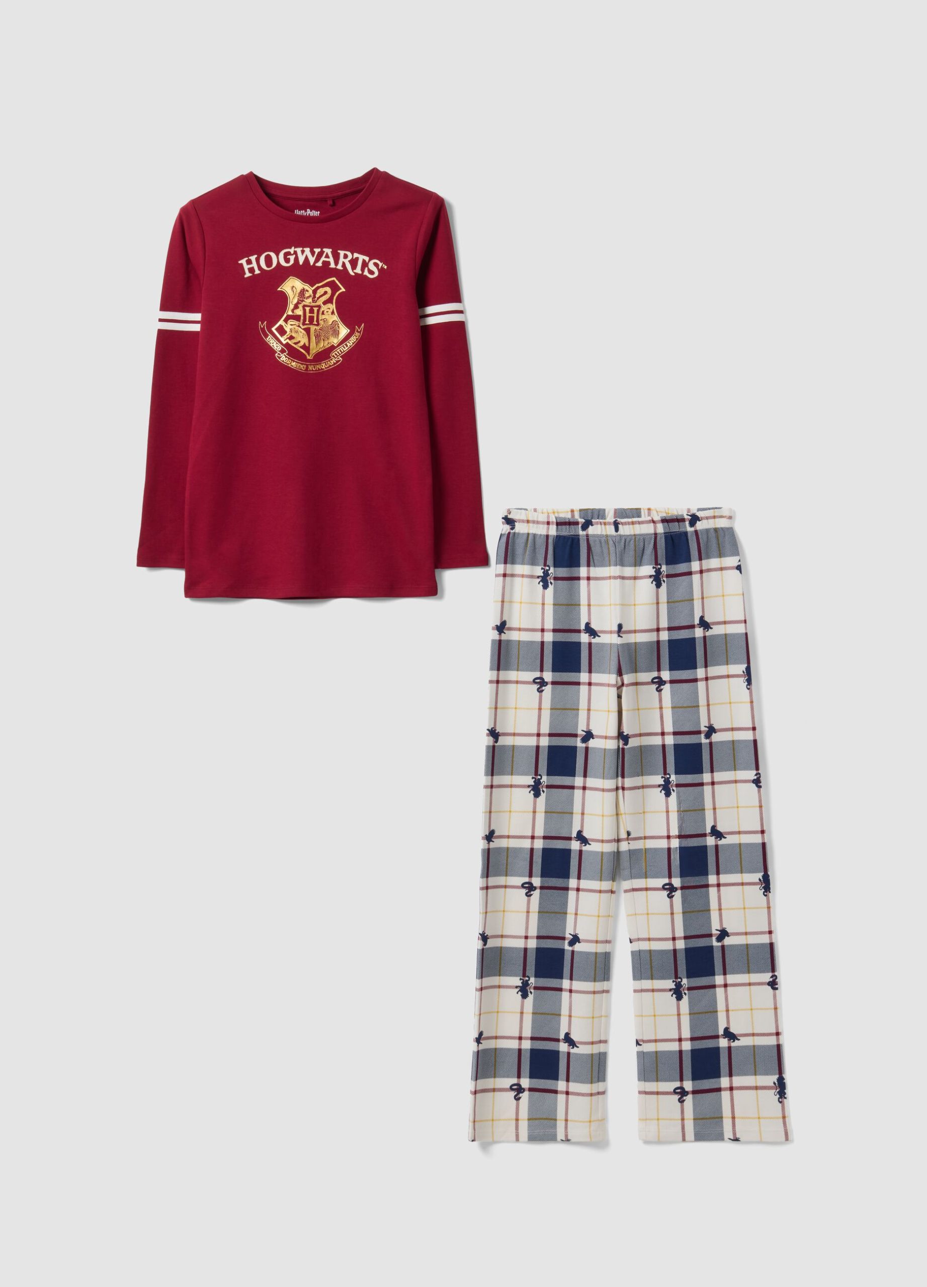pigiama-harry-potter-bambina-941klc-1.jpg Pigiama rosso in puro cotone organico a tema Harry Potter per bambina WARNER BROS da Ragazza | OVS - immagine 1