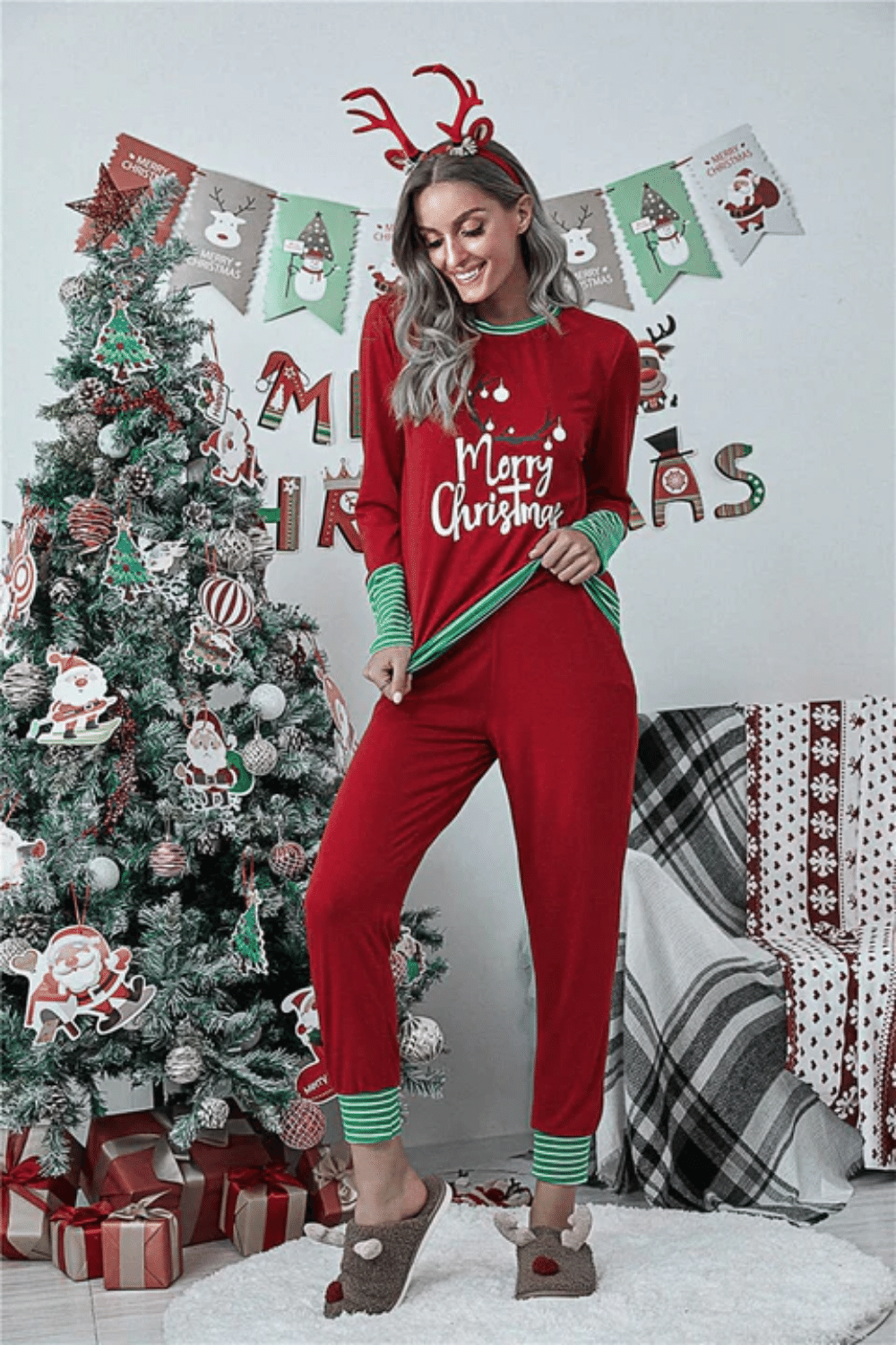pigiama-natalizio-donna-208dfe.png Pigiama Donna Natale - immagine 1