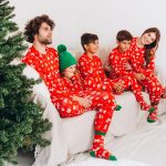Pigiama Natalizio Babbo Natale In Pigiama Christmas Pajamas Christmas Pigiama Natalizio Tezenis Pigiama Natalizio Per Famiglia