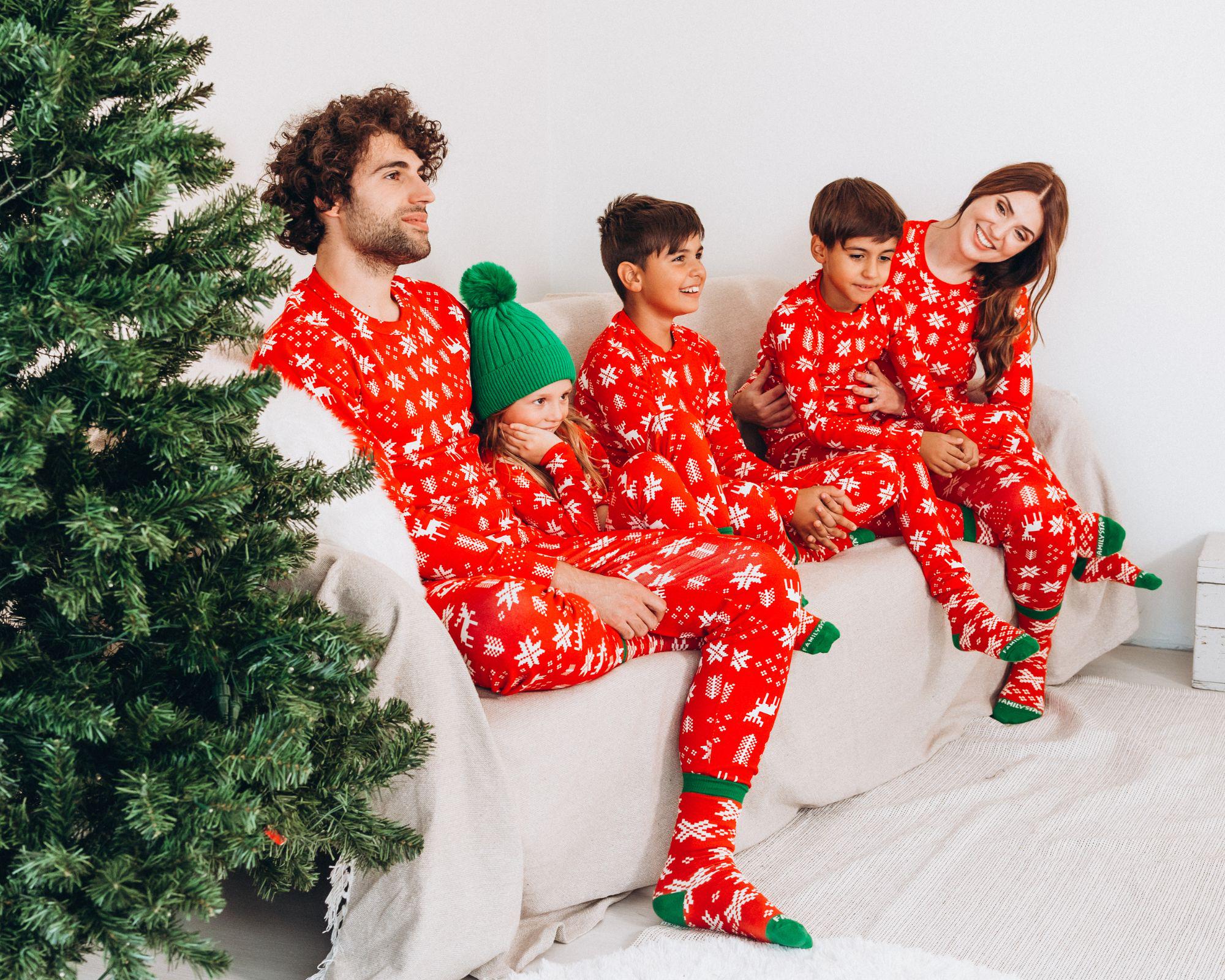 pigiama-natalizio-tezenis-938gqx-1.jpg Pigiama Natalizio Babbo Natale In Pigiama Christmas Pajamas Christmas Pigiama Natalizio Tezenis Pigiama Natalizio Per Famiglia - immagine 1