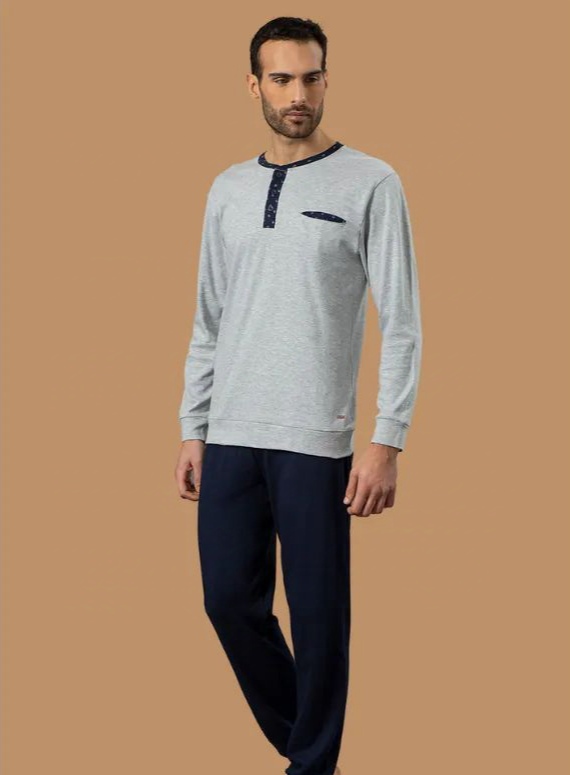 pigiama-uomo-cotone-leggero-335hjm-1.jpg Pigiama uomo marca Irge in 100% cotone a maniche lunghe - immagine 1