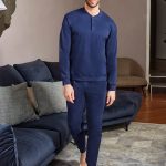 Pigiama Uomo a maniche lunghe Accademia Militare in 100% Cotone leggero – Blu Navy