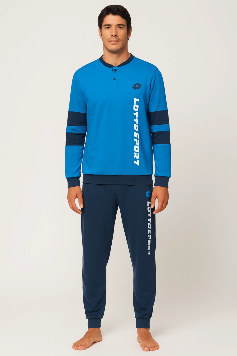 pigiama-uomo-cotone-leggero-749oek.webp 100% COTONE Pigiama Uomo Estivo Sportivo con Logo Laterale - immagine 1