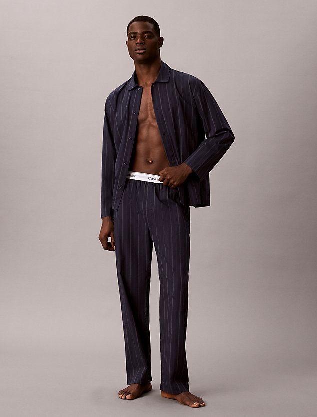 pigiama-uomo-elegante-993uzk-1.jpg Pigiami da Uomo Lunghi e Corti | Calvin Klein® - immagine 1