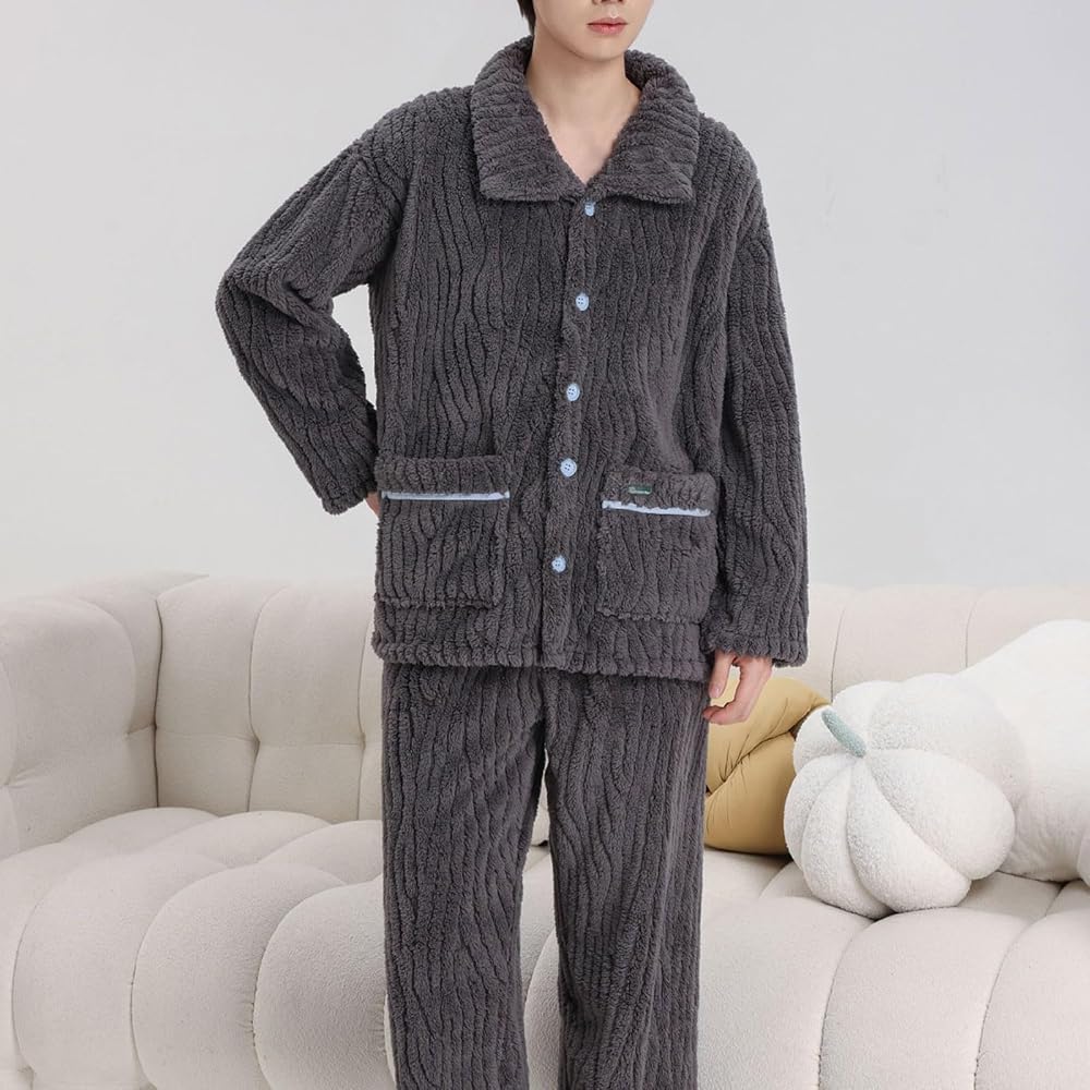 pigiama-uomo-invernale-saldi-503vkk-1.jpg Pigiama Uomo Invernale Nuovo Offerte 2 Pezzi Pigiama Uomo Lungo Soffice Pigiama a Righe in Flanella Spessa Pigiama Comodo con Bottoni e Tasche + Pigiama Pantaloni Pigiama Sherpa Teddy Uomo Caldo : - immagine 1