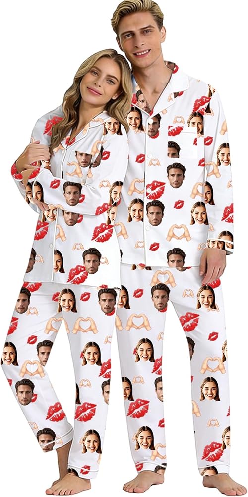 pigiami-coordinati-coppia-016egj-1.jpg Generico Pigiami Abbinati Coppia Fidanzati,Pijama Pigiama Unisex con Stampa per San,Comodo da Indossare Coppie,vestibilità Comoda : Amazon.it: Moda - immagine 1