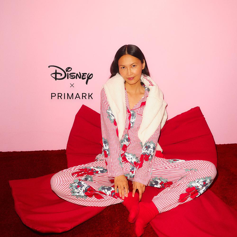 pigiami-disney-747jac-1.jpg Pigiami e abbigliamento da notte natalizi per la famiglia Disney | Primark - immagine 1