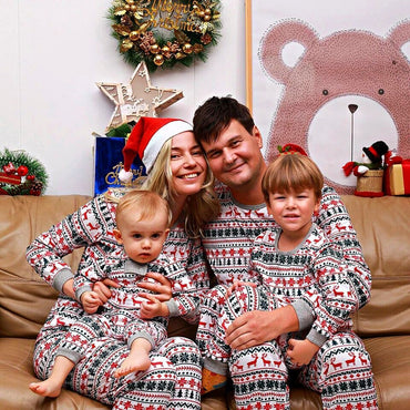 pigiami-natalizi-coppia-125qxh-1.jpg Pigiama Natale Coppia - immagine 1