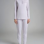 Pigiama a serafino con rouches in Interlock di cotone Fant. Lavender Blue